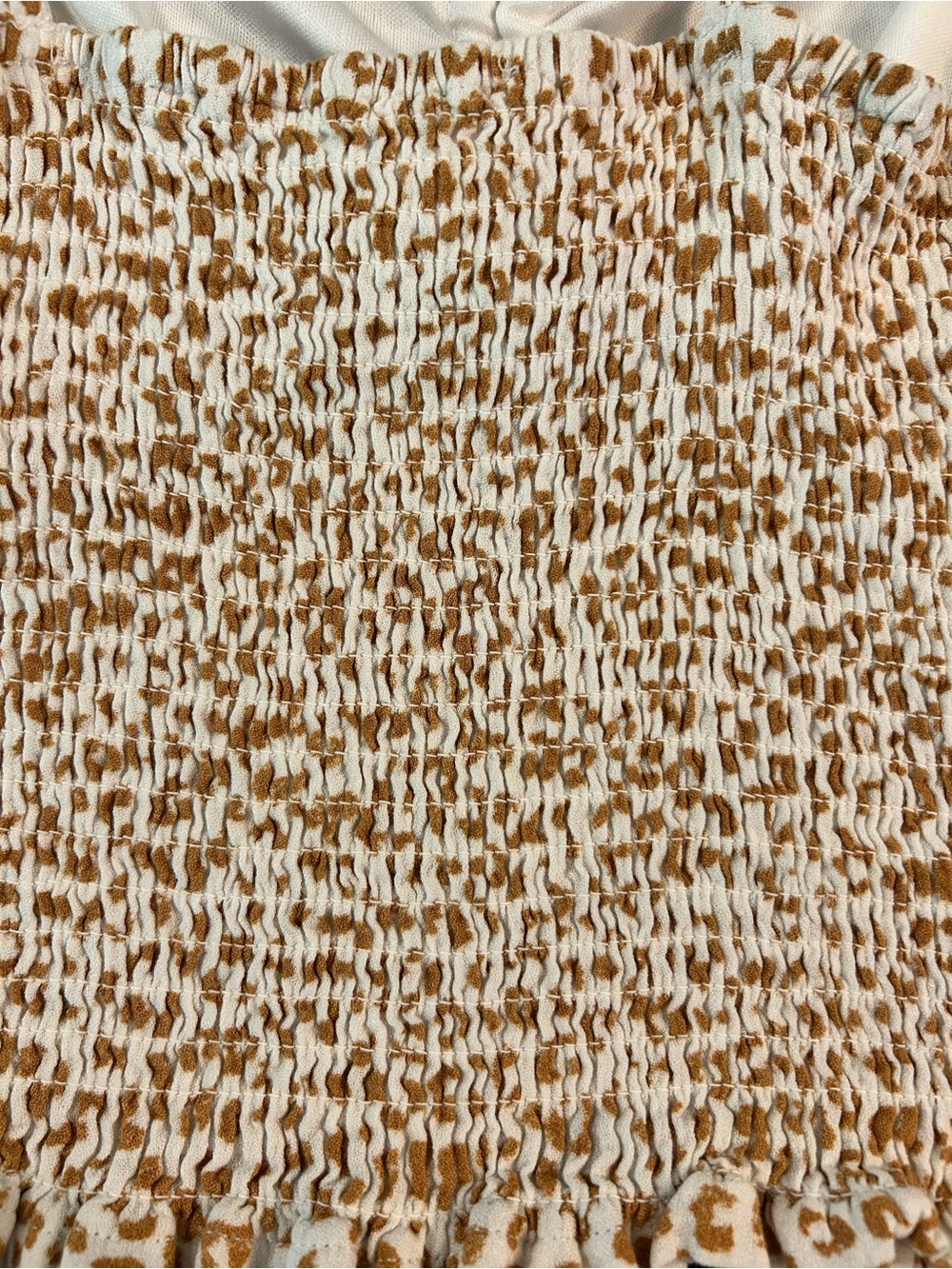Urban Romantics cheetah print smocked tank top in tan and white - Picture 10 of 11